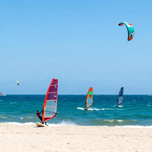Aventuras no Kitesurf e Windsurf em Vitória – ES Aventuras no Kitesurf e Windsurf em Vitória - ES