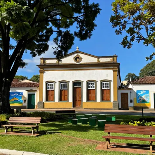 ESPAÇO CULTURAL ARRAIÁ DO VITÓRIA: Um Mergulho na Cultura Local ESPAÇO CULTURAL ARRAIÁ DO VITÓRIA: Um Mergulho na Cultura Local