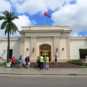 Prefeitura realiza cinco mil atendimentos em mais uma edição do Vitória com Você Vitória com Você